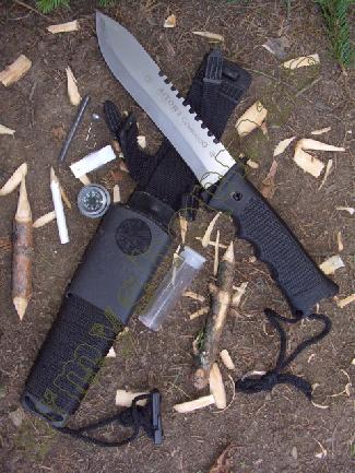 COMMANDO KNIFE © armyshop M*A*S*H